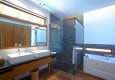 Water Villa Bathroom 2.jpg