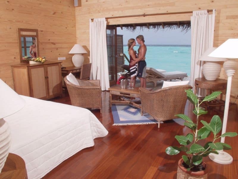 Delux Water Bungalow interior 01.JPG